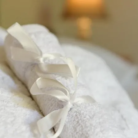 Helen's With Amazing View Apartman *