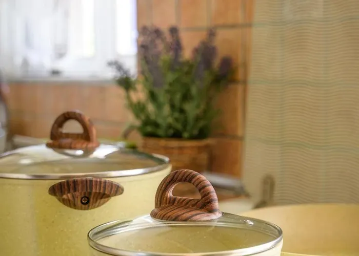 Helen's With Amazing View